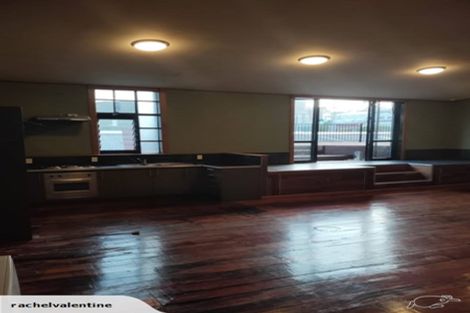 Photo of property in 91a Cook Street, Marfell, New Plymouth, 4310