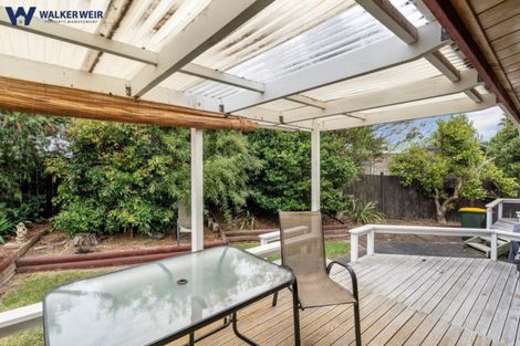 Photo of property in 3 St Annes Crescent, Wattle Downs, Auckland, 2103