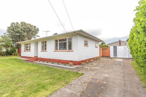 Photo of property in 54 Polson Street, Castlecliff, Whanganui, 4501