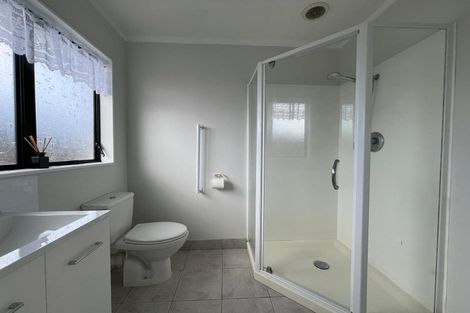 Photo of property in 1/1 Taikata Road, Te Atatu Peninsula, Auckland, 0610