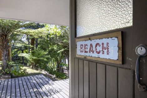 Photo of property in 28 Cross Street, Raglan, 3225