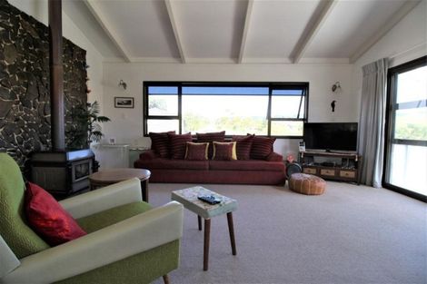 Photo of property in 49 Fishermans Bend, Whiritoa, Whangamata, 3691
