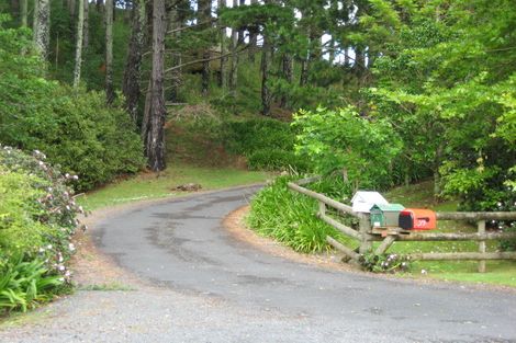 Photo of property in 571 Ponga Road, Opaheke, Papakura, 2584