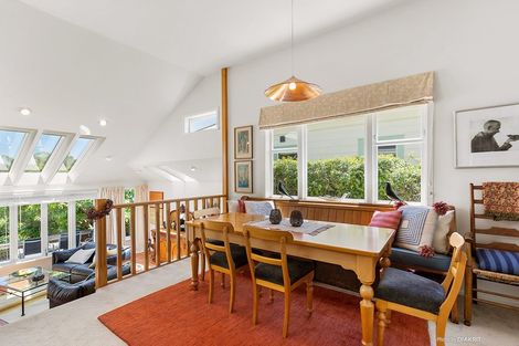 Photo of property in 22 Harbour View Road, Northland, Wellington, 6012
