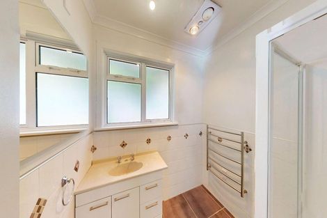 Photo of property in 18 Mount View Road, Bastia Hill, Whanganui, 4500