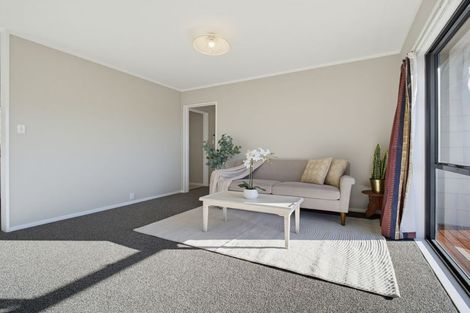 Photo of property in 47a Aquarius Drive, Kawaha Point, Rotorua, 3010
