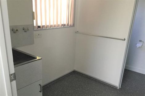 Photo of property in 4 Euclid Street, Vogeltown, New Plymouth, 4310