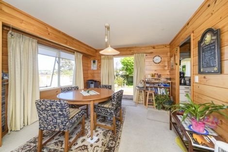Photo of property in 7 Logan Way, Kelvin Grove, Palmerston North, 4414