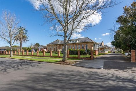 Photo of property in 25 Montilla Place, Manurewa, Auckland, 2102