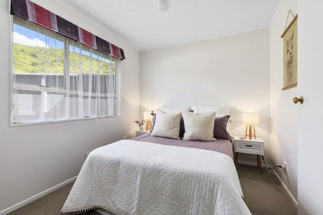 Photo of property in 92 Hazlewood Avenue, Karori, Wellington, 6012