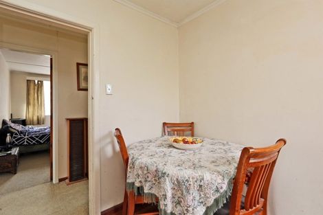 Photo of property in 807 Collinge Road, Mayfair, Hastings, 4122