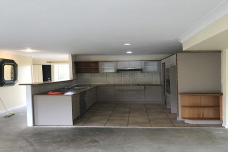 Photo of property in 15 Pine Terrace, Howick, Auckland, 2014