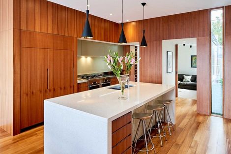 Photo of property in 7 Talavera Terrace, Kelburn, Wellington, 6012