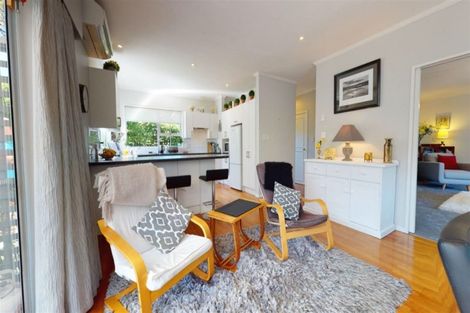 Photo of property in 14a Norton Park Avenue, Fairfield, Lower Hutt, 5011