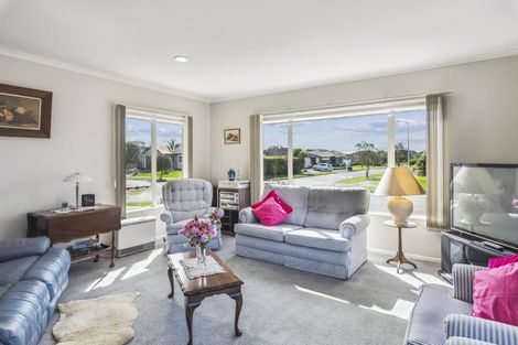 Photo of property in 84 Regent Drive, Paraparaumu Beach, Paraparaumu, 5032