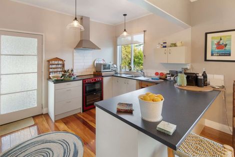 Photo of property in 119 Weraroa Road, Waverley, 4510