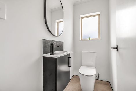 Photo of property in 5 Moravale Lane, Flat Bush, Auckland, 2016