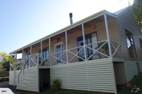 Photo of property in 35 Claverdon Drive, Massey, Auckland, 0614