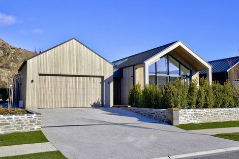 Photo of property in Kawarau Heights, 77 Kawarau Heights Boulevard, Lake Hayes, Queenstown, 9304