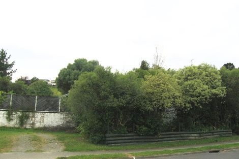 Photo of property in 21 Edelweiss Grove, Timberlea, Upper Hutt, 5018