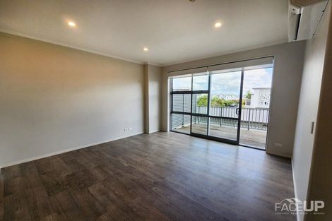 Photo of property in 148 Hobsonville Point Road, Hobsonville, Auckland, 0616