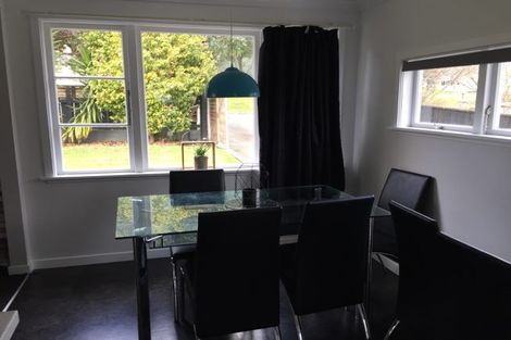 Photo of property in 9 Aorangi Road, Paraparaumu, 5032