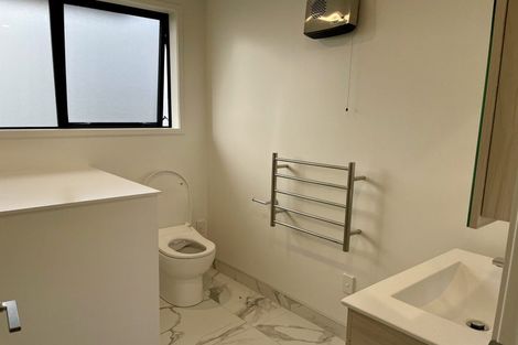Photo of property in 8/22 Yeovil Road, Te Atatu Peninsula, Auckland, 0610