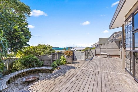 Photo of property in 23 Hinemoa Place, Snells Beach, 0920