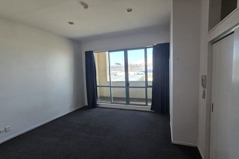 Photo of property in Metro Apartments, 8/220 Thorndon Quay, Pipitea, Wellington, 6011
