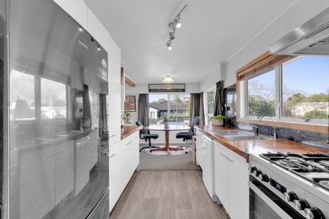 Photo of property in 6 Camden Place, Pukete, Hamilton, 3200