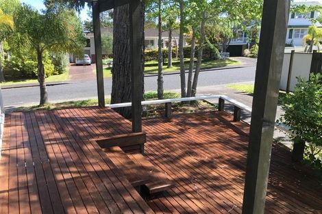 Photo of property in 51 Normanton Street, Glenfield, Auckland, 0629