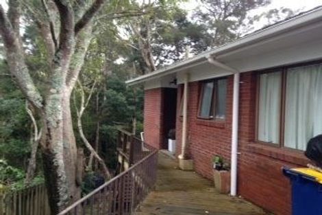 Photo of property in 2/17 Paris Place, Birkenhead, Auckland, 0626