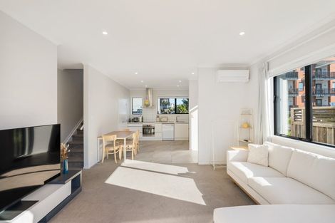 Photo of property in 60 Mapou Road, Hobsonville, Auckland, 0616