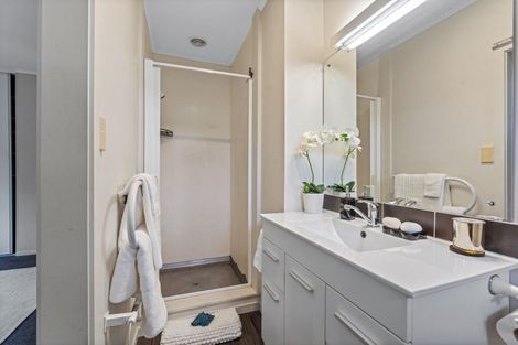 Photo of property in 18 Mountbatten Avenue, Hillcrest, Auckland, 0627