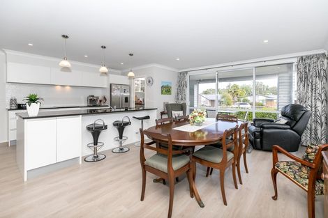 Photo of property in 99 Dixon Road, Glenview, Hamilton, 3206