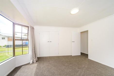 Photo of property in 5 Meads Place, Bulls, 4818