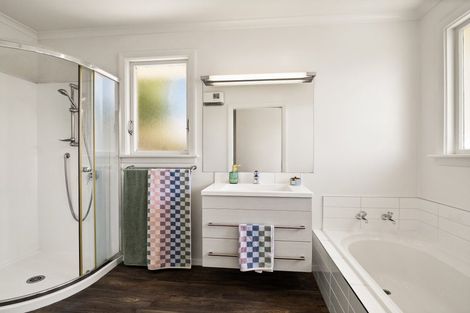 Photo of property in 92 Surrey Street, Forbury, Dunedin, 9012