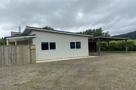 Photo of property in 281 North Manakau Road, Manakau, Levin, 5573