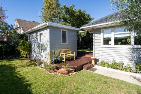 Photo of property in 49 Princes Street, Cambridge, 3434