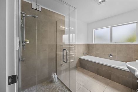 Photo of property in 10 Arthur Street, Hawera, 4674