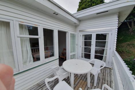 Photo of property in 12 Lytton Street, Wadestown, Wellington, 6012