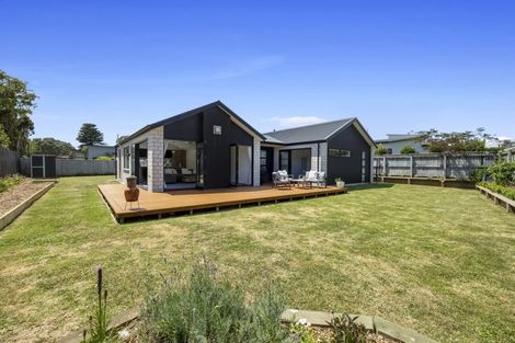 Photo of property in 23 Nadine Stanton Drive, Bell Block, New Plymouth, 4312