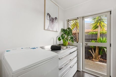Photo of property in 48 Kilimanjaro Drive, Northpark, Auckland, 2013