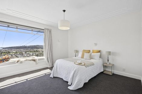 Photo of property in 42 Easther Crescent, Kew, Dunedin, 9012