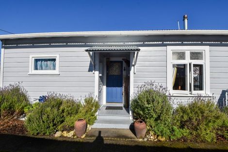 Photo of property in 214 High Street South, Carterton, 5713