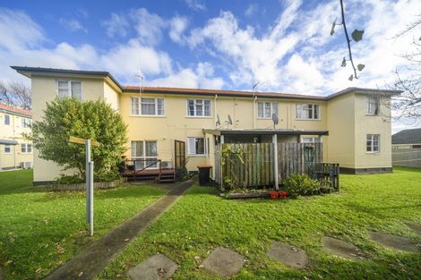 Photo of property in 16/288 College Street, West End, Palmerston North, 4410