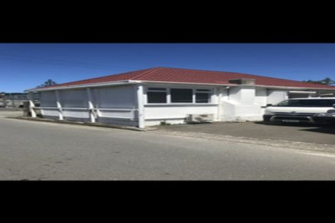 Photo of property in 178 Main Road, Tawa, Wellington, 5028