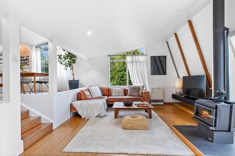 Photo of property in 1000 East Coast Road, Northcross, Auckland, 0630