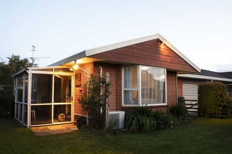Photo of property in 105a Cheyenne Street, Sockburn, Christchurch, 8042