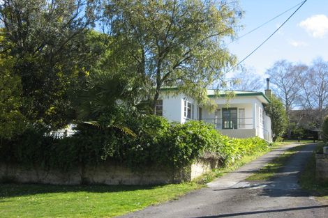 Photo of property in 24 Domain Road, Waipawa, 4210